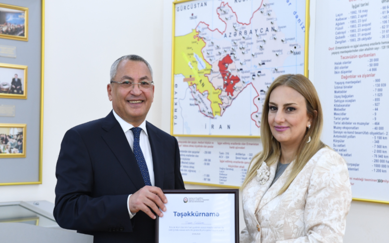 Dövlət qulluqçularının peşə bayramı qeyd olundu Dövlət qulluqçularının peşə bayramı qeyd olundu